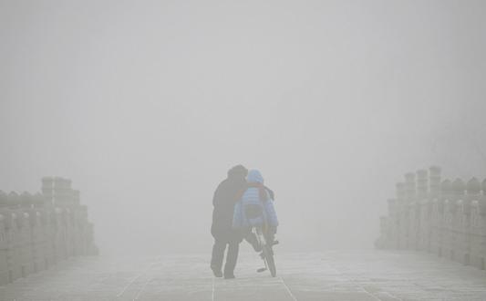  霧霾污染重度來襲，大氣監(jiān)測肩負(fù)重任