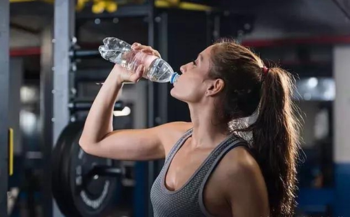 科學(xué)家確認人體已被微塑料污染，污染源不僅是海洋